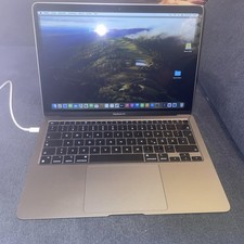 Macbook Air 13 Zoll M1 Neuwertig in silber