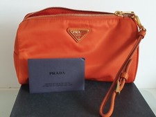 Prada Necessaiere Nylon Leder
