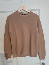 Schicker Jungspullover von