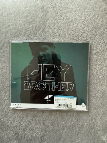 Single avicii hey - avicii,