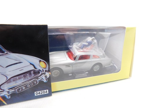 Corgi toys aston - corgi, martin