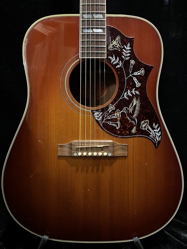 Gibson hummingbird 2001 - hummingbird,