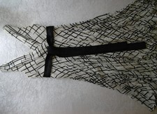 Elegantes Kleid von Hallhuber Gr 38  schwarz-weiß mit ´Gürtel´ Top Zustand