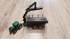 Siku 1954 Traktor John Deere mit Forstanhänger1:50