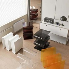 Moderner Design-Beistelltisch