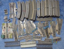 Märklin H0 M-Gleise und M-Weichen Konvolut über 100 Teile in brauchbarem Zustand