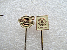 2 x alte Anstecknadel - VOLVO
