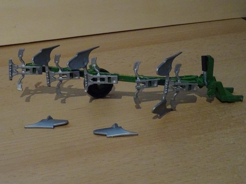 Siku farmer volldrehpflug - farmer, 1:32