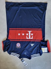 Arjen Robben Trikot mit Orginalunterschrift 