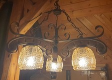 Schöne geschmiedete Hängelampe 3flammig Eiche rustikal Mid Century Antik 50-70er