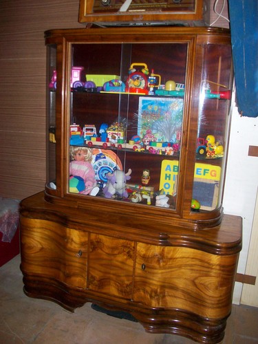 Alte vitrine aus echtholz - alte,