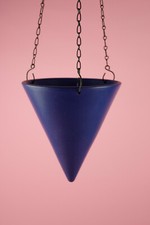 postmoderne Blumenampel