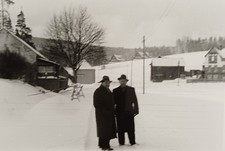 Dresden zwei Männer stehen in