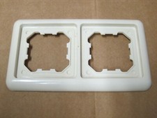 Merten Aqua Classic mit Dichtungsflansch Rahmen, 2fach, weiss glänzend 391244 ge