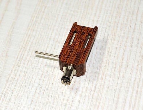 Exclusive headshell with emt - headshell,