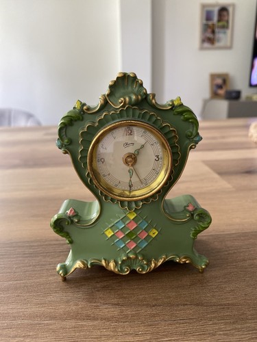 Vintage charmy tischwecker mit - vintage,