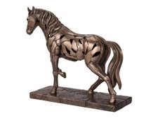 Pacing horse illumination - pacing,
