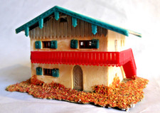 Faller 42 D Berghaus Alpenhaus mit Plumpsklo und schöner Blumenverzierung Spur N