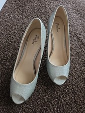 Pumps Gr 39 Goldfarben