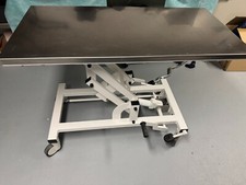 Hydraulischer Tierärztlicher OP- und Behandlungstisch aus Edelstahl