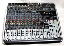 Behringer XENYX QX1832USB