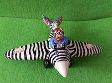 Villeroy und Boch Flugzeug von Benedikt sehr ausgefallen mit Katze