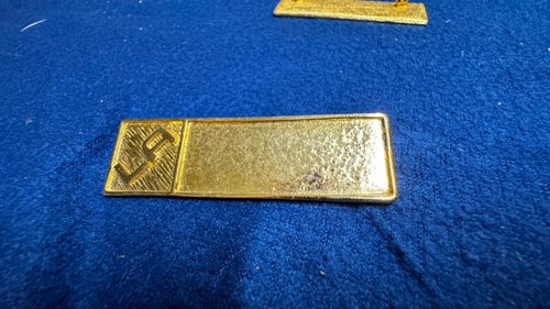 Brosche spange abzeichen gold - abzeichen,