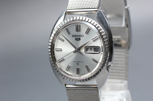 Vintage 1967 exc seiko 5 - vintage,