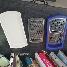 Tupperware Reibe 4 tlg Teile Raspel Küchenreibe D03
