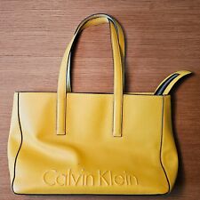 Handtasche Calvin Klein, gelb, schick mit Gebrauchsspuren