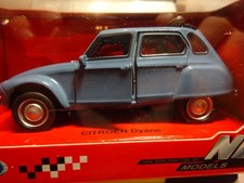 Citroen Dyane blau Oldtimer
