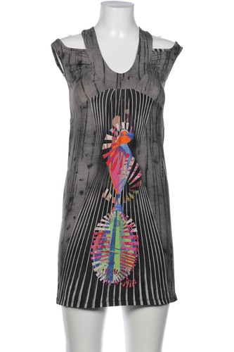 Save the queen - queen!, kleid