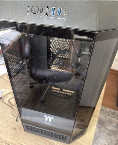 Thermaltake the tower - thermaltake, 300
