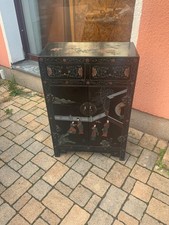 Antike asiatische Anrichte