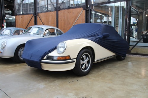 Vollgarage car cover - vollgarage, indoor