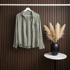 Trendiges Utility-Hemd in