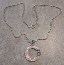 Interessante Halskette Schmuck