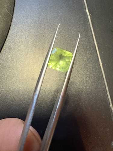 Peridot olivin facettiert 2ct - peridot,