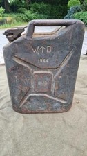 WK2 Scheunenfund Kraftstoff Kanister Benzin  Militär 1944 WWII Frankreich