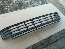 VW Touran 5T1 2015-2020 Gitter Lüftungsgitter Stoßstange Vorne Mitte 5TA853677M
