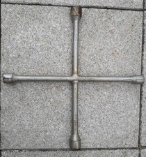 Kreuzschlüssel 17x19x22x13/16 mm Radkreuzschlüssel PKW Radkreuz Radschlüssel