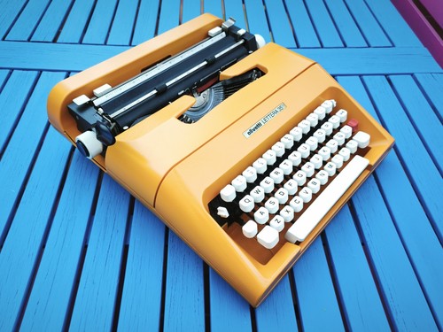 Gelbe olivetti lettera - lettera, 35