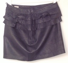 Schwarzer Lederrock mit