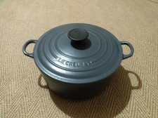 Le Creuset Grau Gusseisen Runde Kasserolle - 24 cm