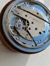 VINTAGE MEN WRIST WATCH FOR