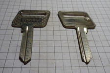 2x Schlüsselrohling Errebi CD4 für Tankdeckel Cromodora