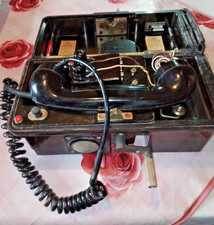 DDR NVA- Feldfernsprecher mit Kurbel und Hörer , komplett , Bakelitgehäuse