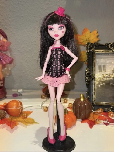 Monster high draculaura mattel - monster,