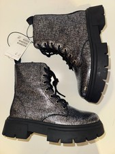 H&M Chunky Boots schwarz silber Crash Lack Optik Grösse 36 NEU