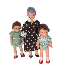 Alte ARI Puppenhaus Puppen 8